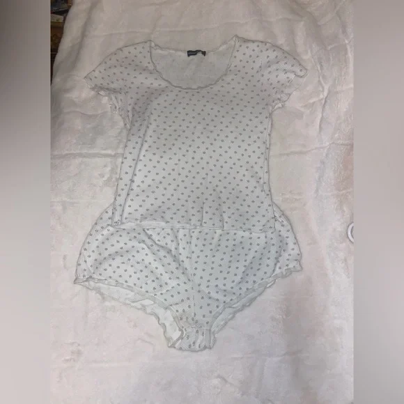 Brandy Melville Floral Matching Set - Picture 2 of 2